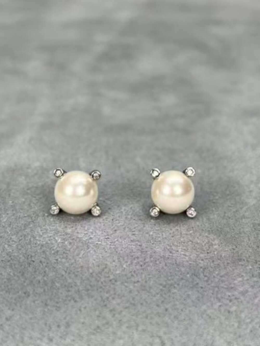 14mm Pearl Stud Earrings -Sterling Silver&10mm Freshwater Pearl&Diamond